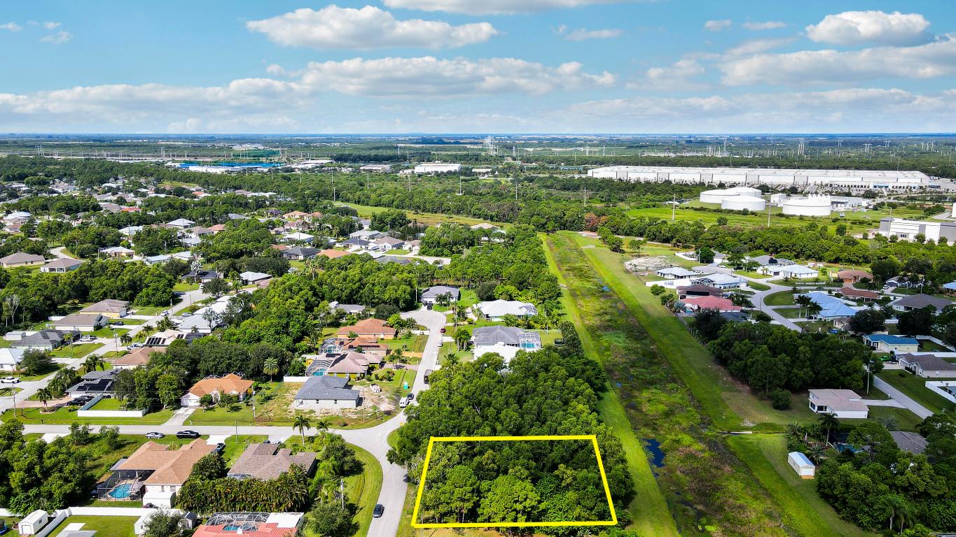 PORT ST LUCIE SECTION 47 - Land