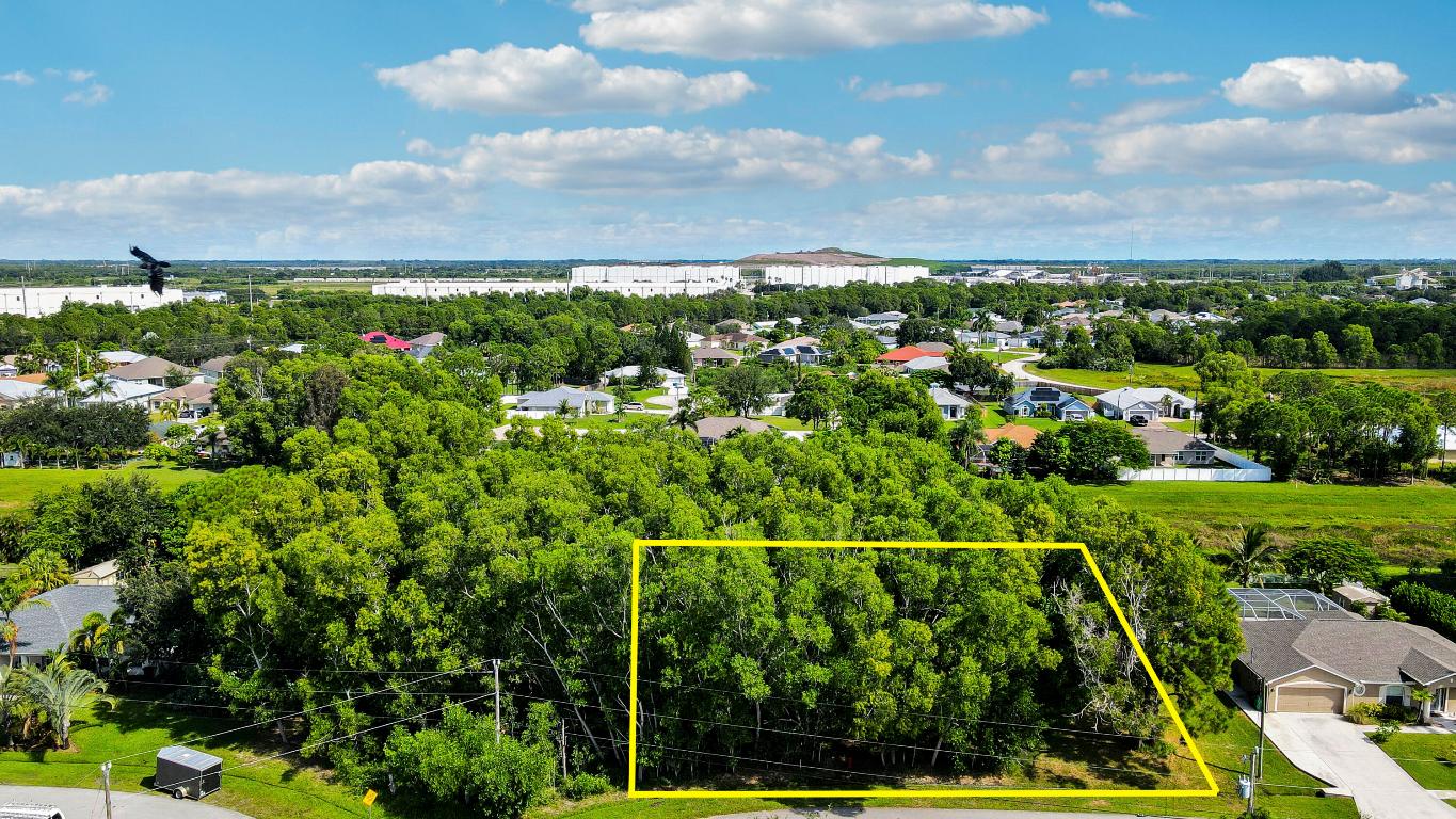 PORT ST LUCIE SECTION 47 - Land