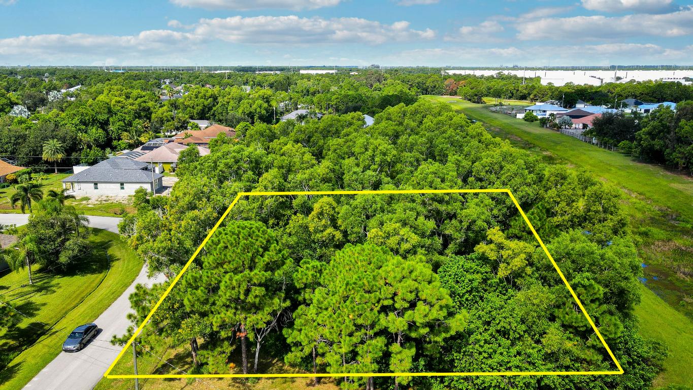 PORT ST LUCIE SECTION 47 - Land