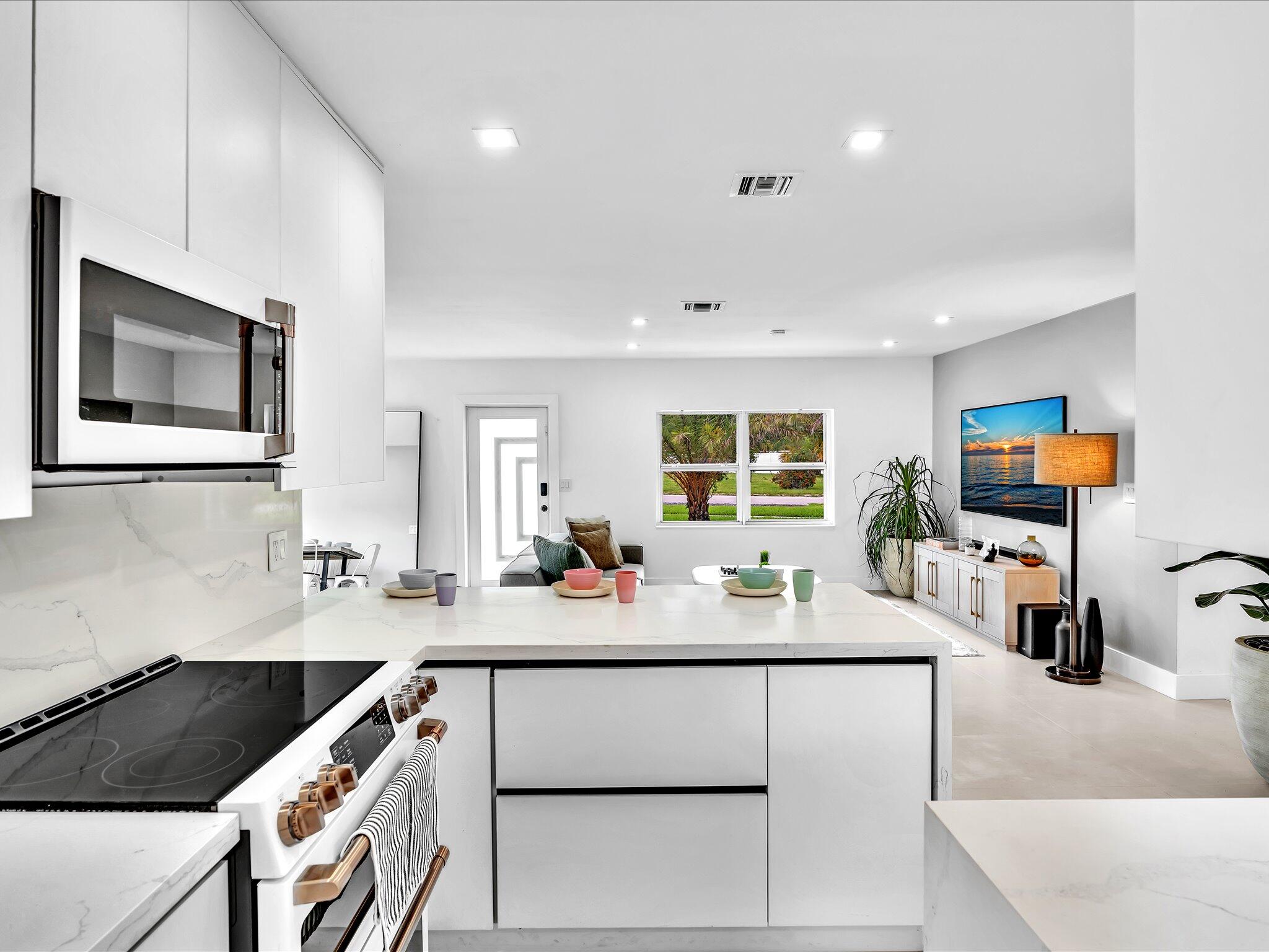 SUNSET MANORS AMEN PLAT - Residential