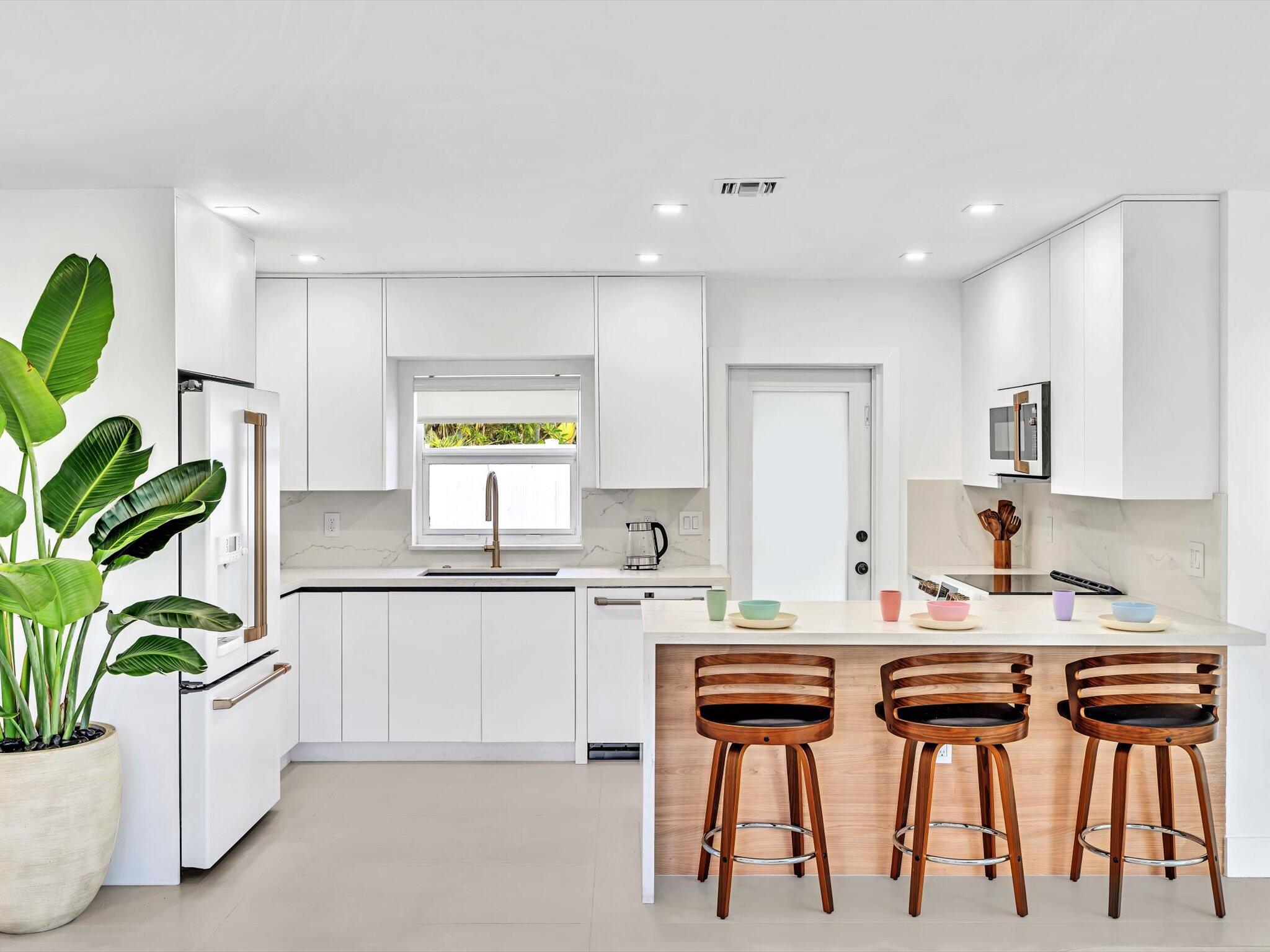 SUNSET MANORS AMEN PLAT - Residential