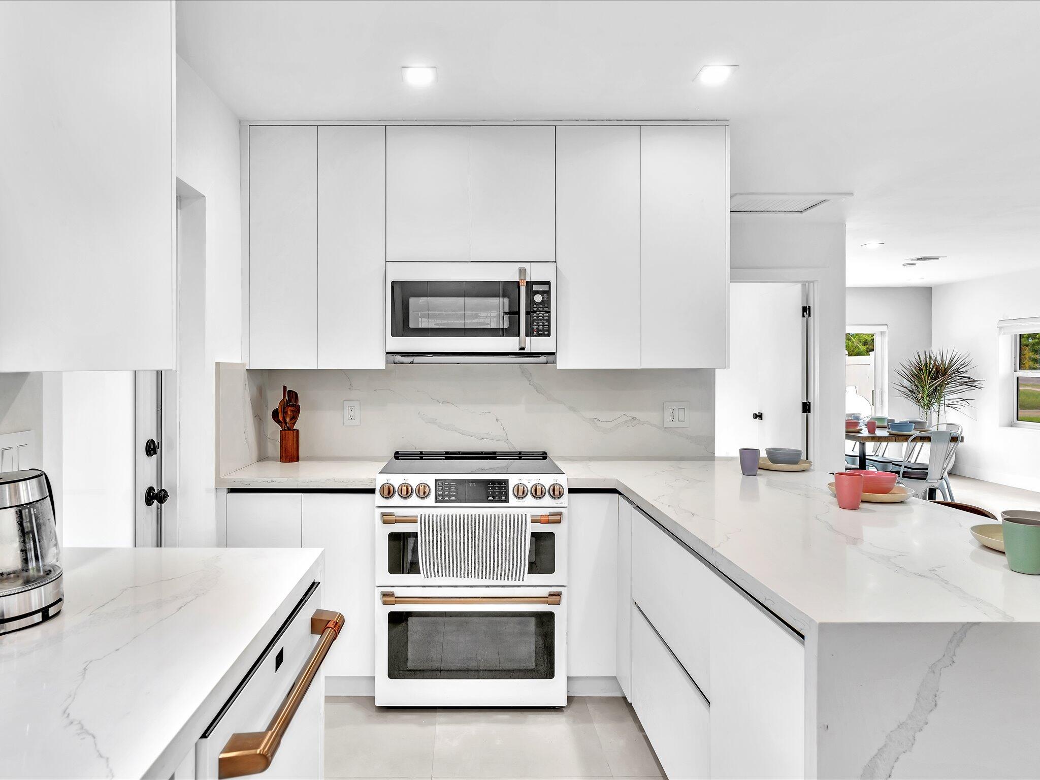 SUNSET MANORS AMEN PLAT - Residential