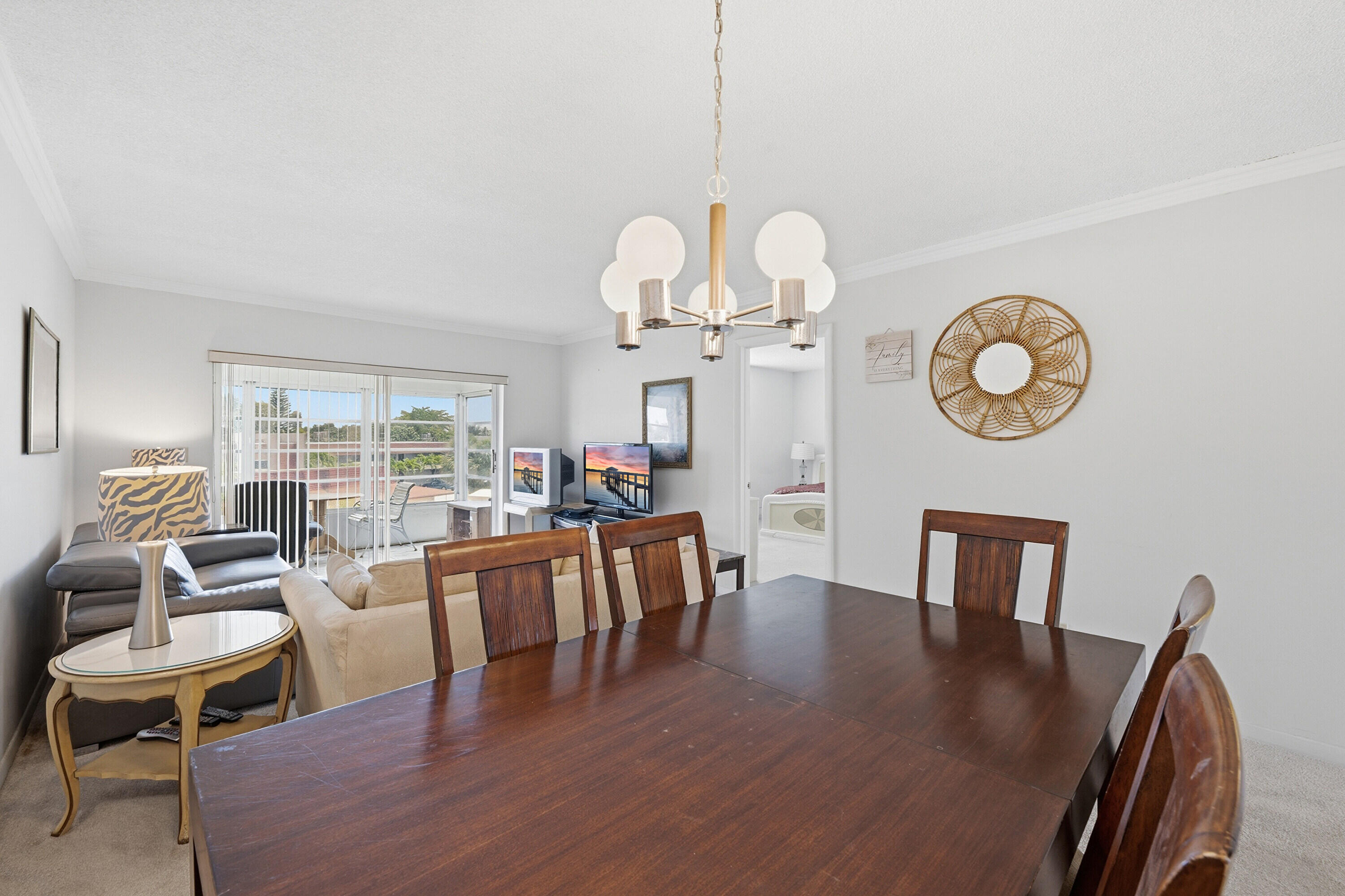 LAUDERDALE OAKS CONDO XII-B - Residential