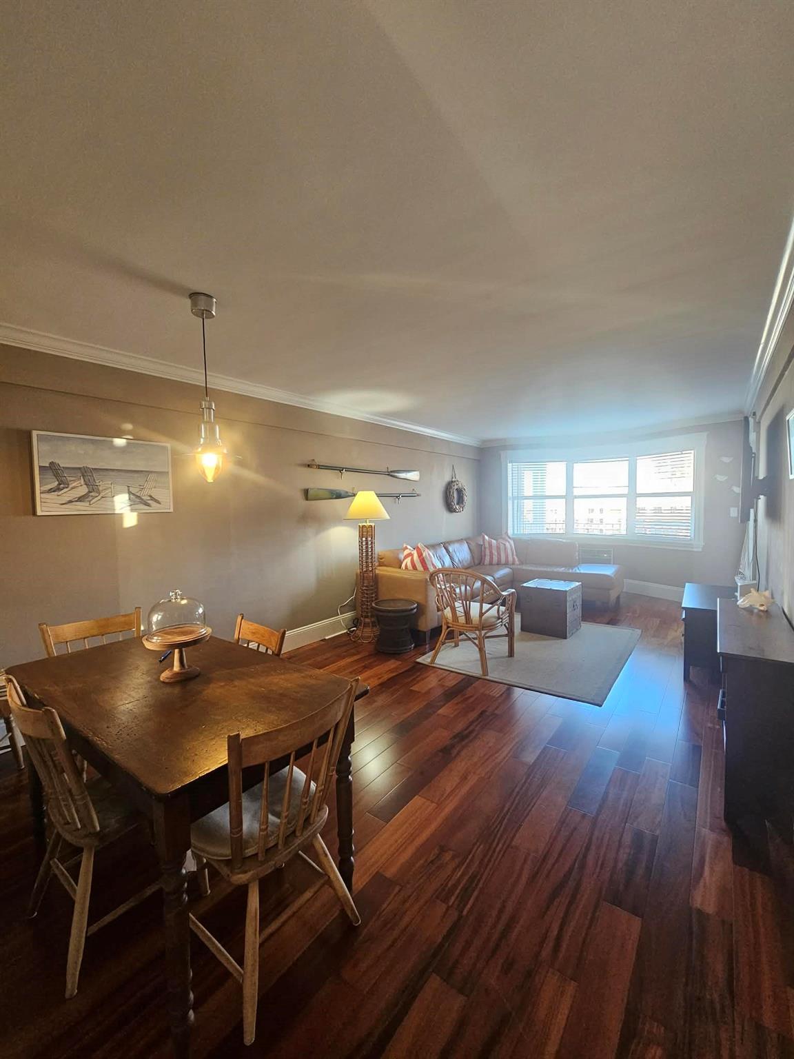 MASSACHUSETTS APTS CONDO - Residential