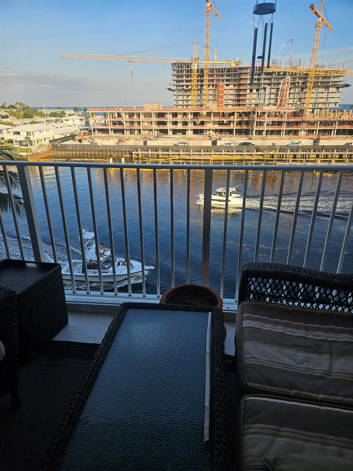 MASSACHUSETTS APTS CONDO - Residential