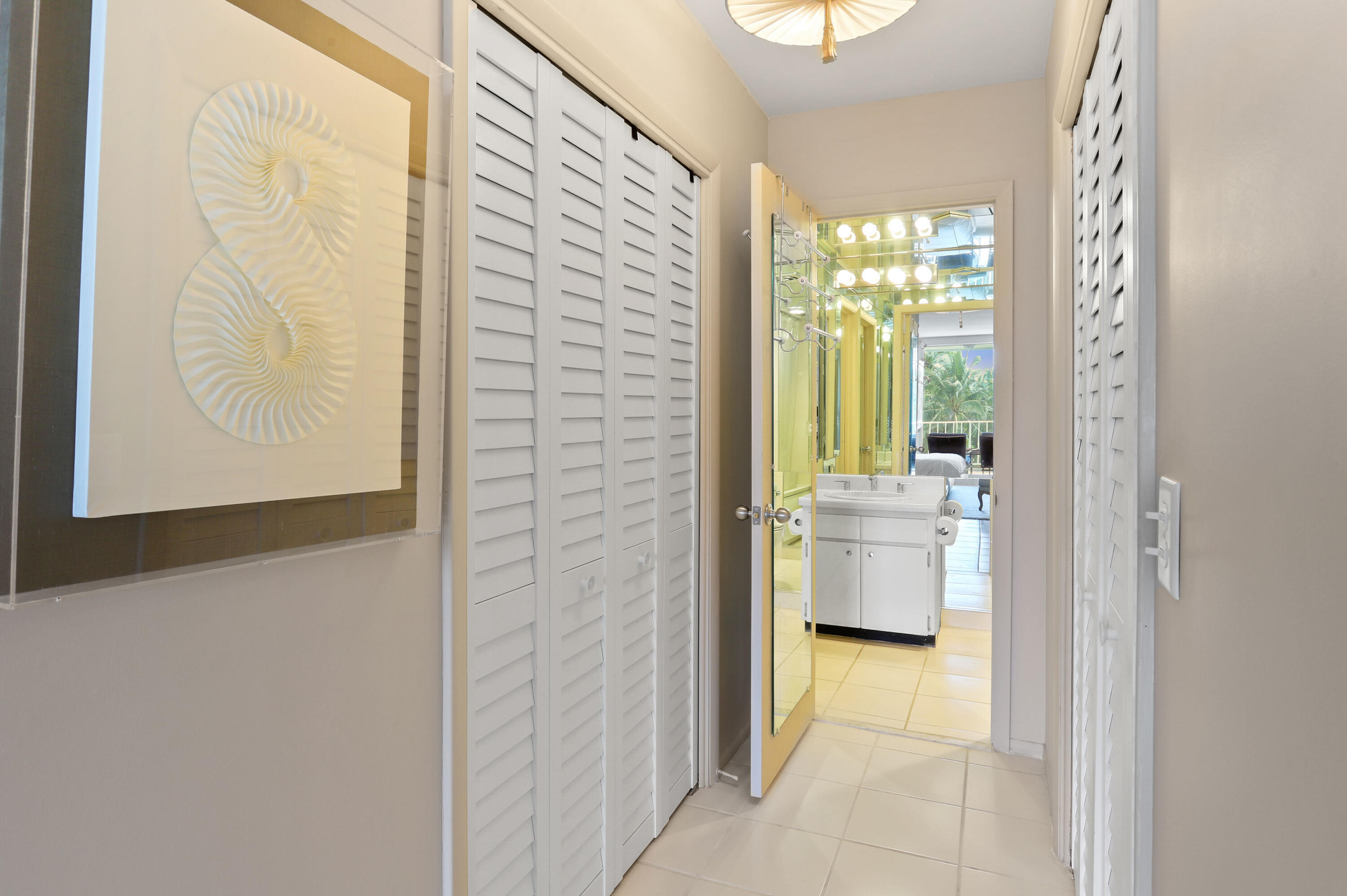 TWENTY TWO NINETY FIVE SOUTH OCEAN BLVD - Residential