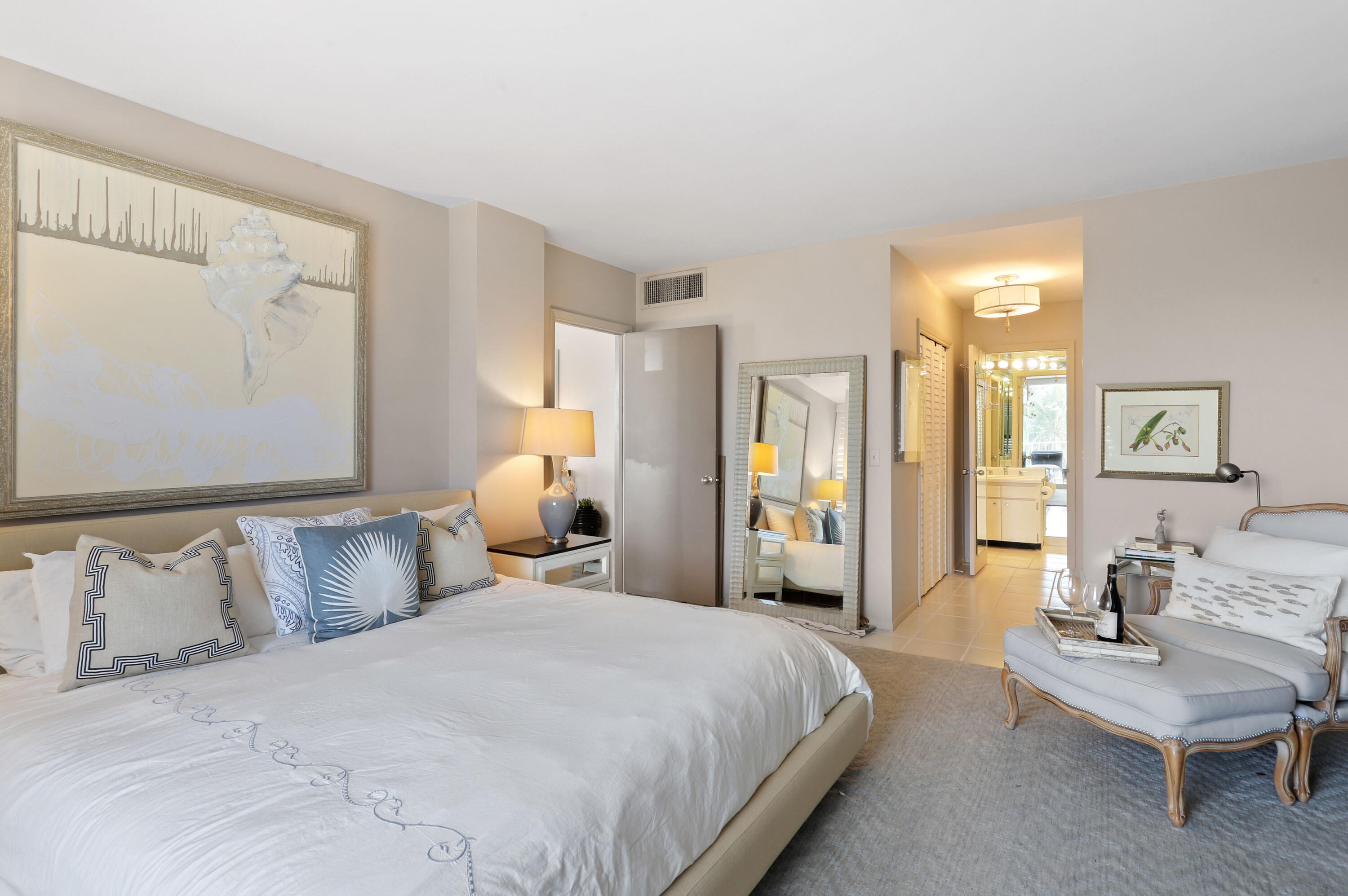 TWENTY TWO NINETY FIVE SOUTH OCEAN BLVD - Residential