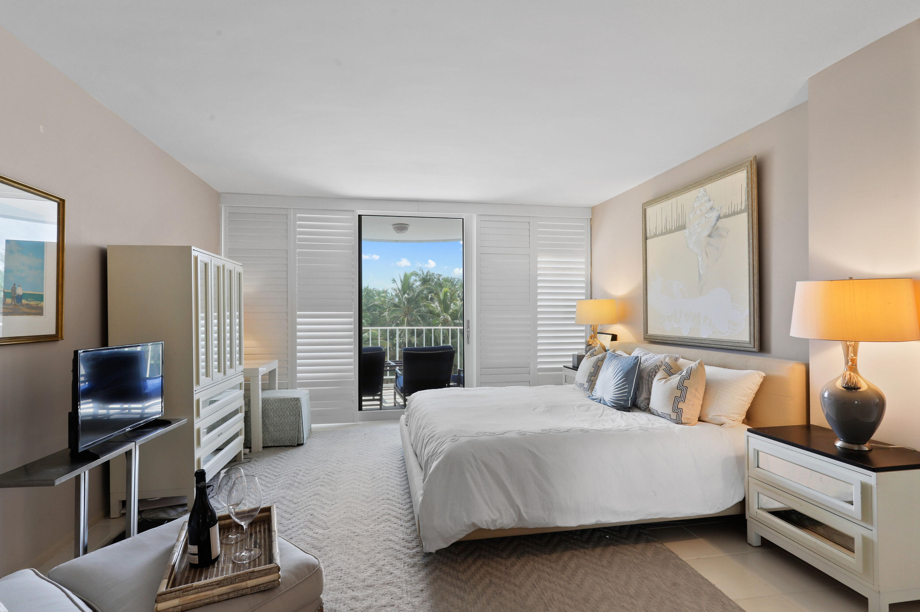 TWENTY TWO NINETY FIVE SOUTH OCEAN BLVD - Residential