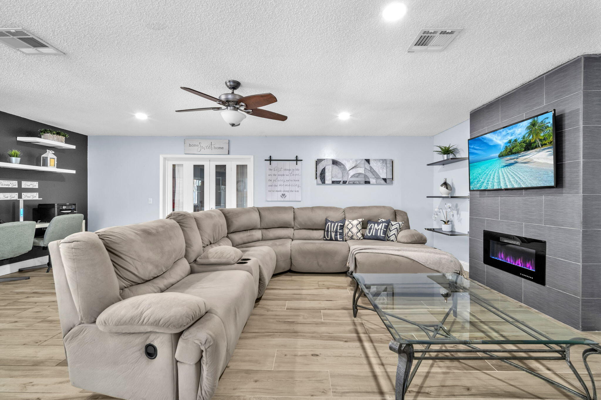 SANDALFOOT COVE SEC 2 - Residential