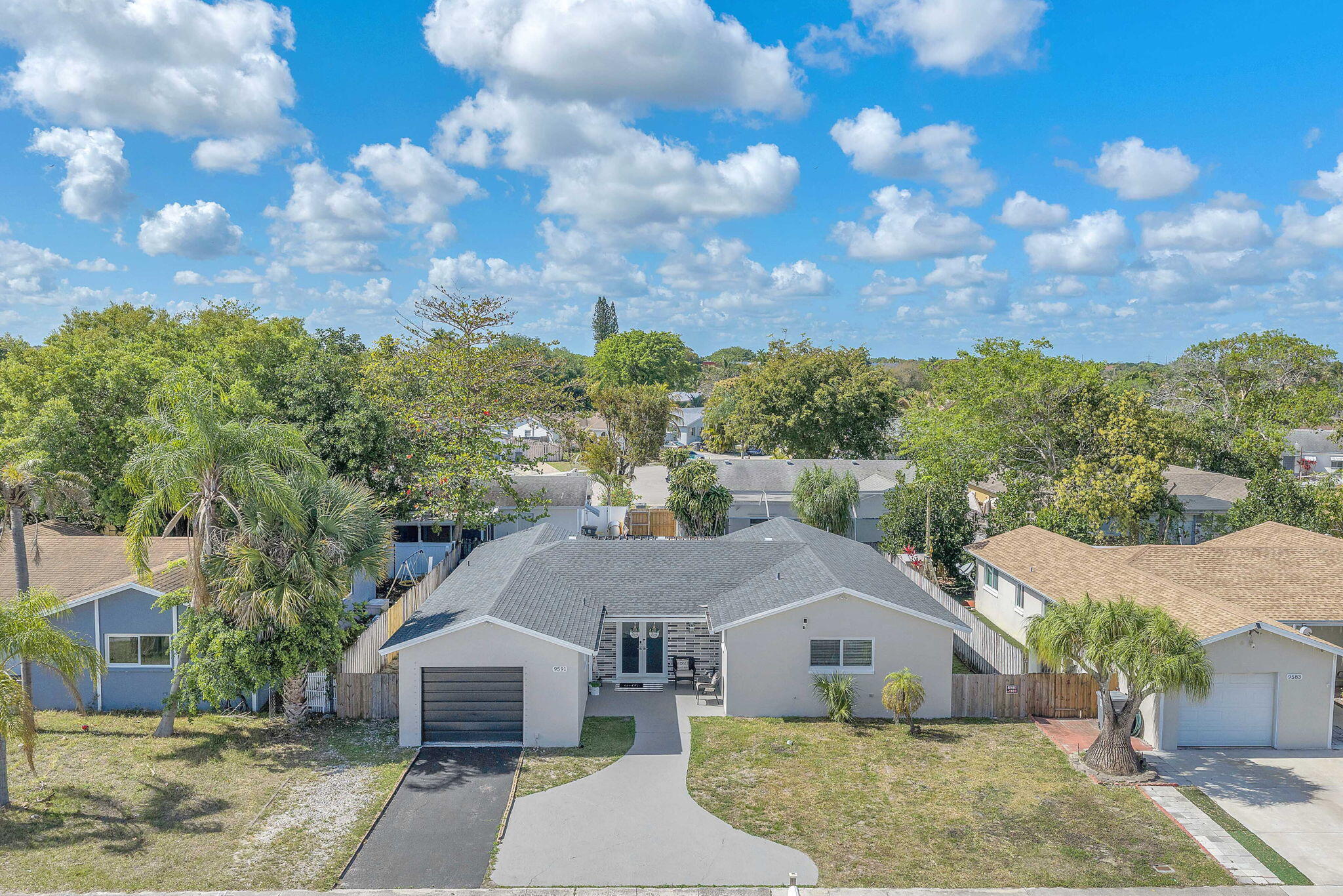 SANDALFOOT COVE SEC 2 - Residential