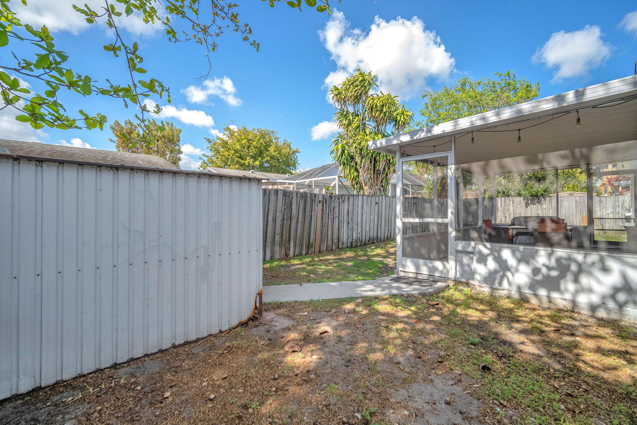 SANDALFOOT COVE SEC 2 - Residential