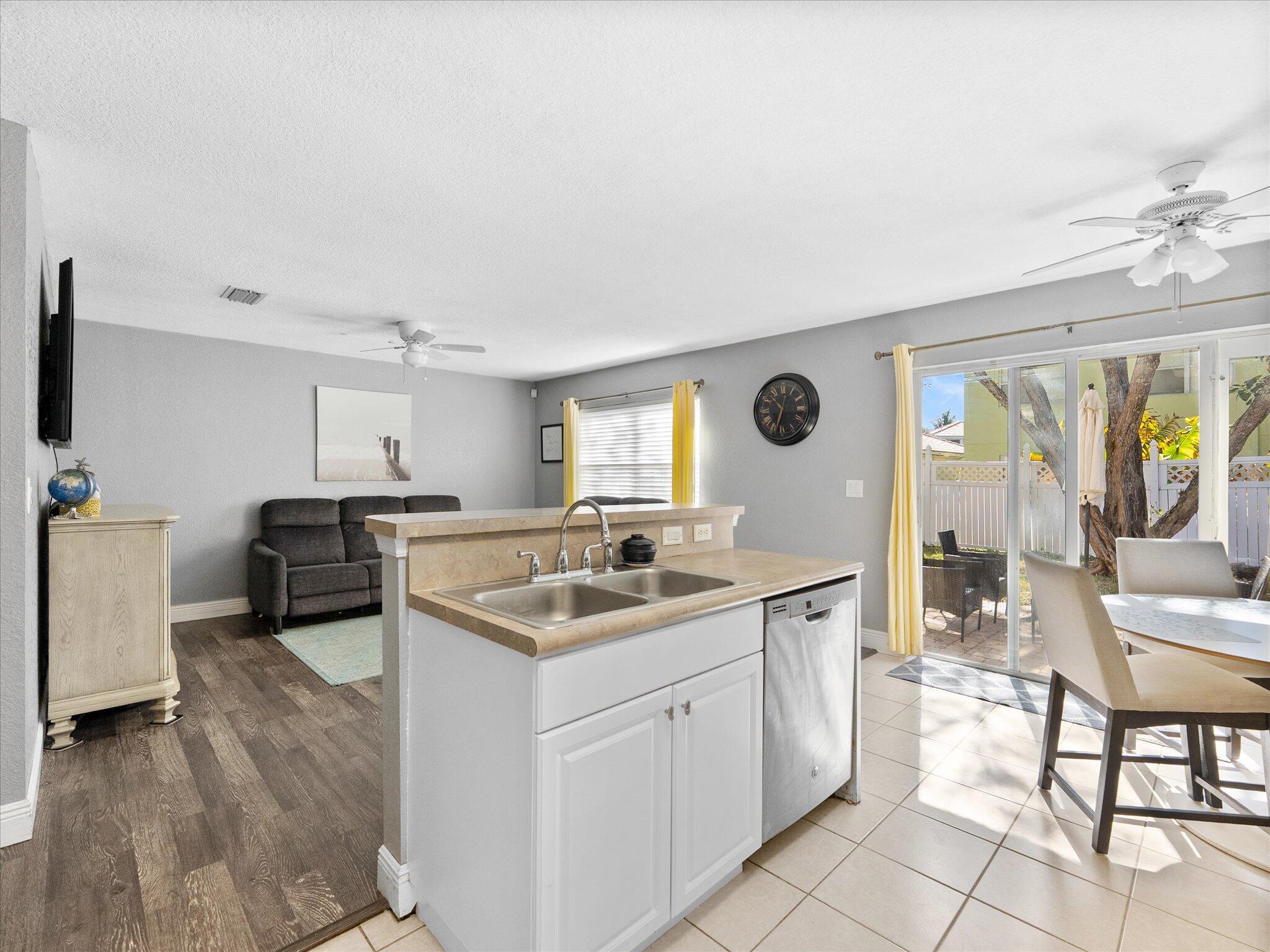 LIBERTY BAY - Residential