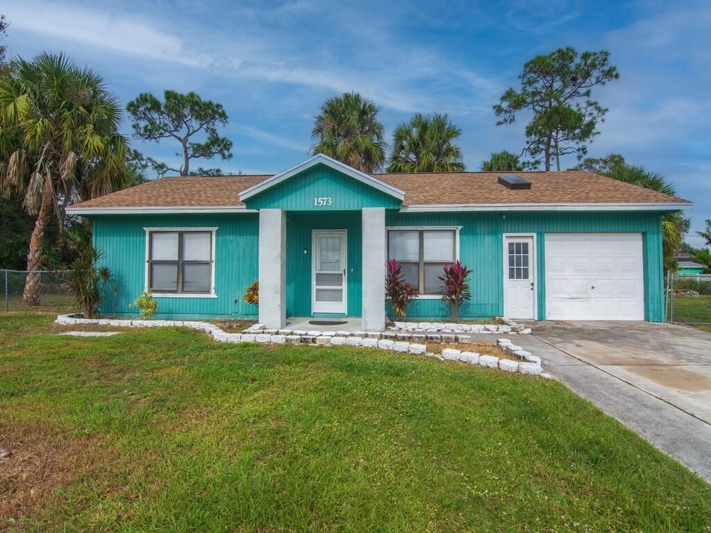 Photo of 1573 SW Del Rio Boulevard, Port Saint Lucie, FL 34953 (MLS # R10945231)