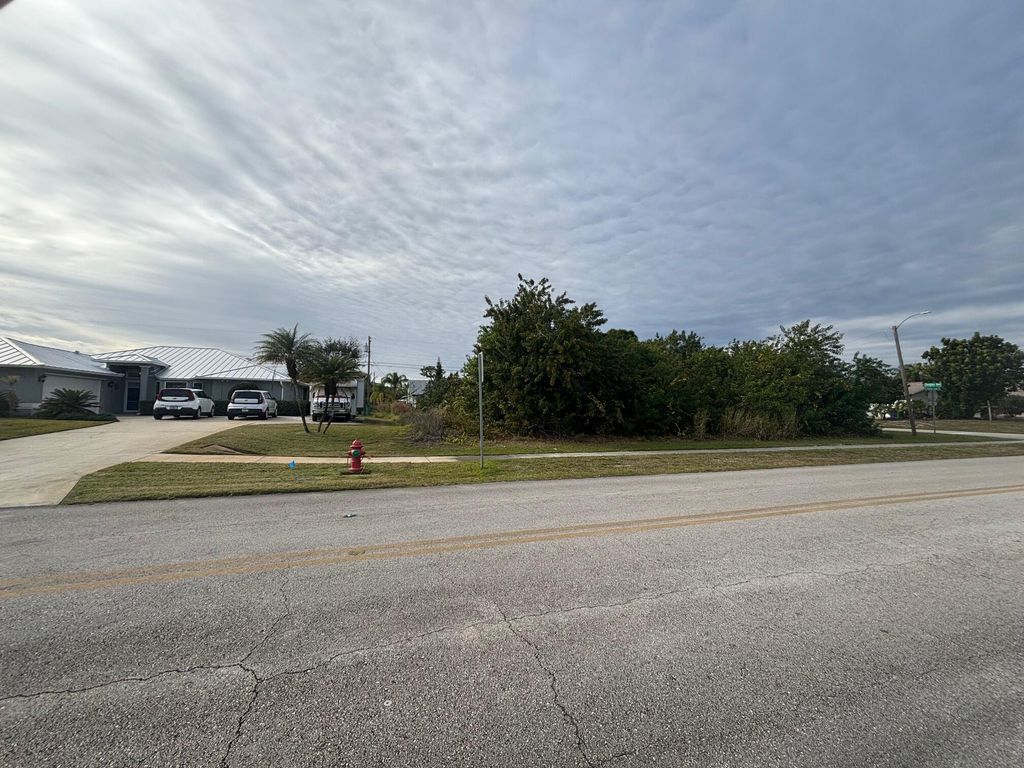 Photo of 116 Pelican Island Place, Sebastian, FL 32958 (MLS # R11054209)