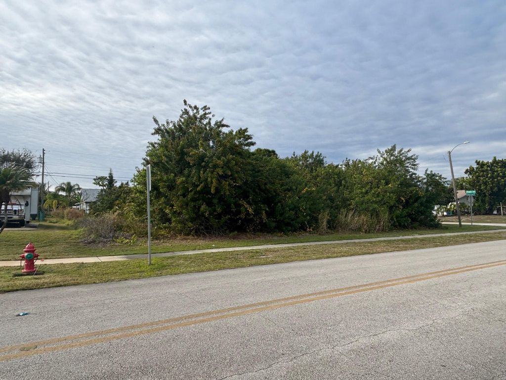Photo of 116 Pelican Island Place, Sebastian, FL 32958 (MLS # R11054209)
