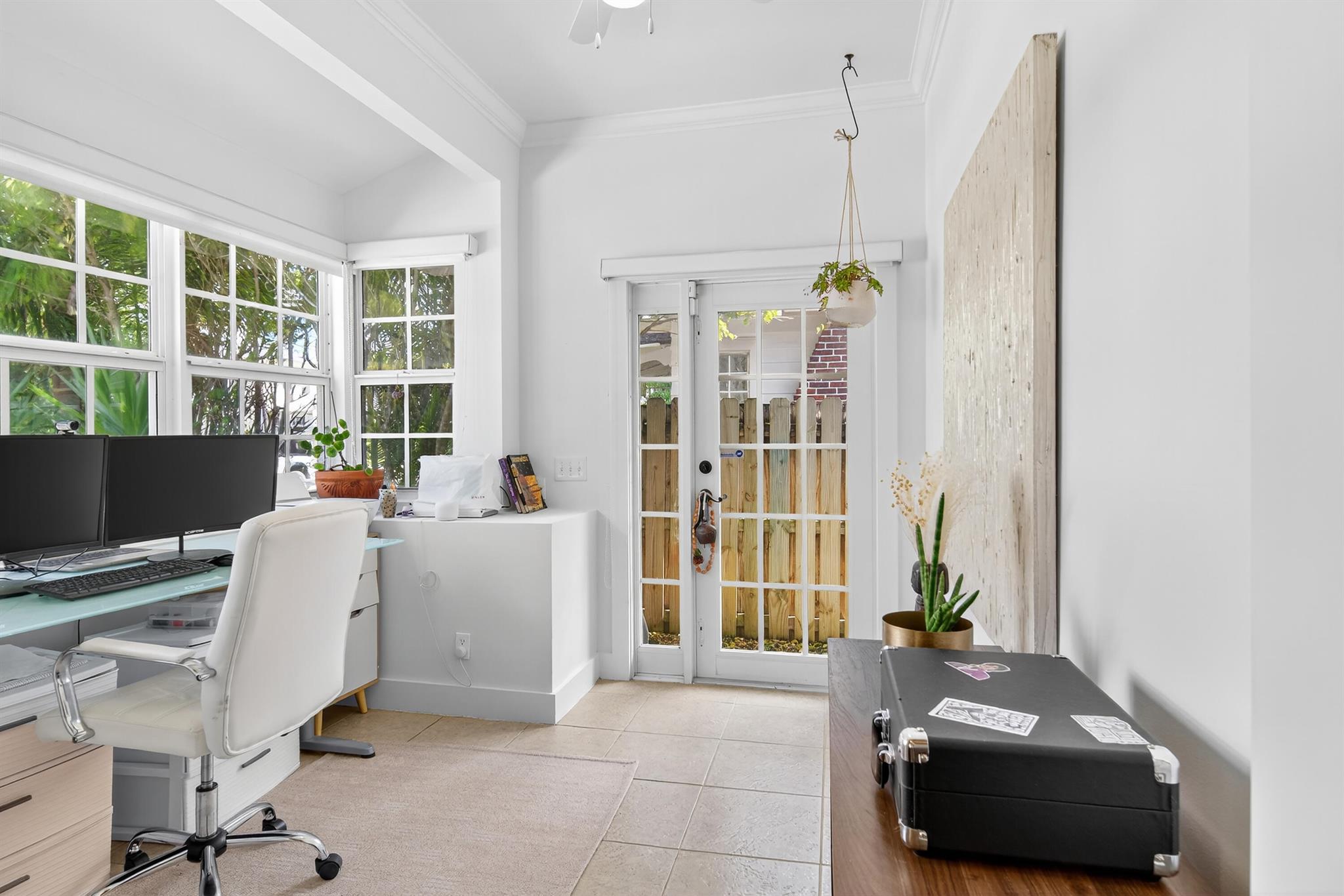 CARLBERG COURT ADD 1 - Residential