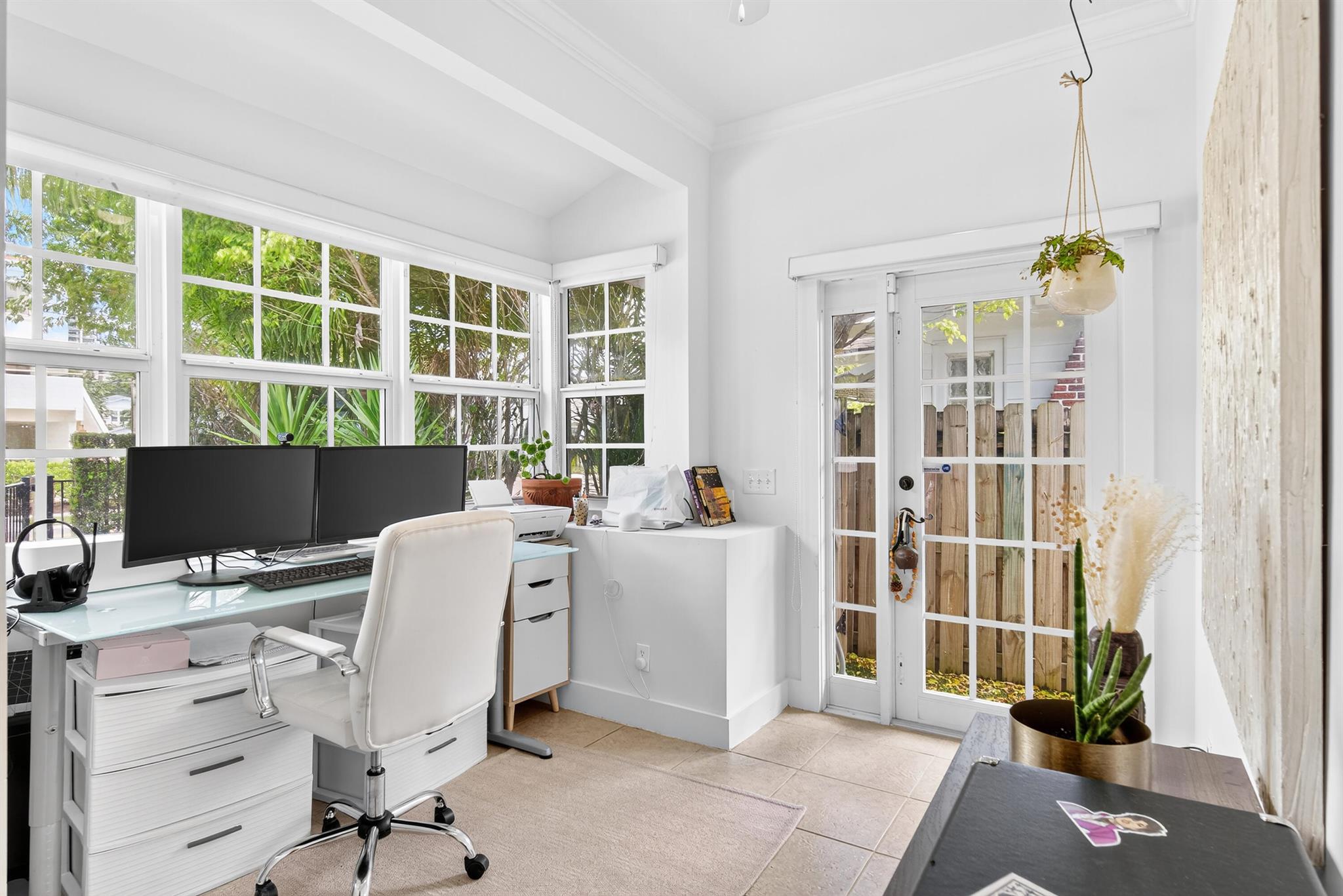CARLBERG COURT ADD 1 - Residential