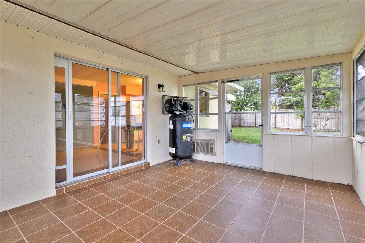 PORT ST LUCIE SECTION 3 - Residential