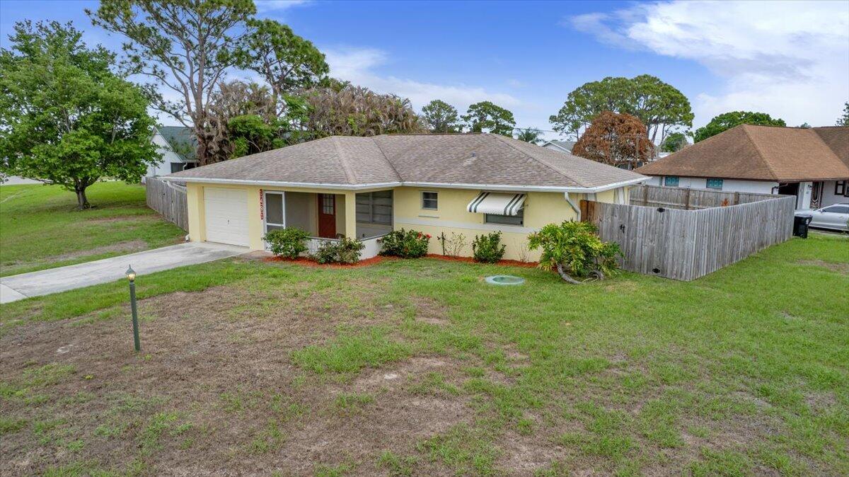 PORT ST LUCIE SECTION 3 - Residential