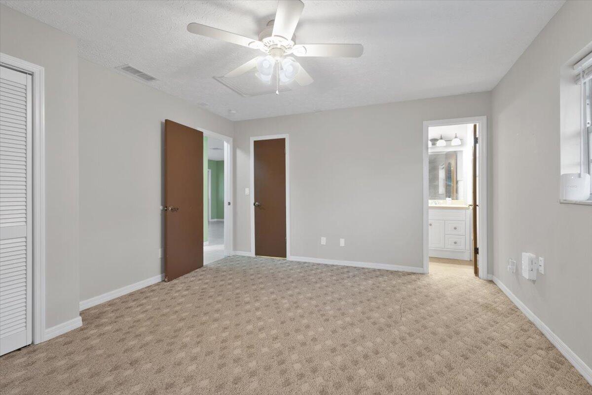 PORT ST LUCIE SECTION 3 - Residential