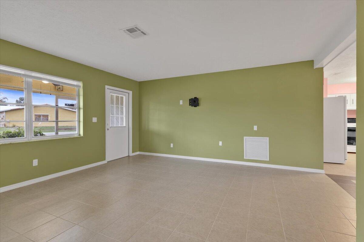 PORT ST LUCIE SECTION 3 - Residential