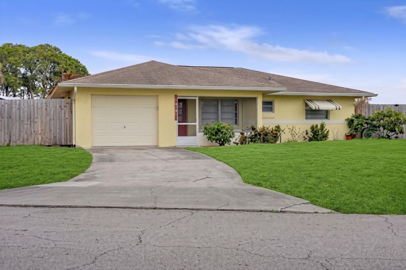 PORT ST LUCIE SECTION 3 - Residential