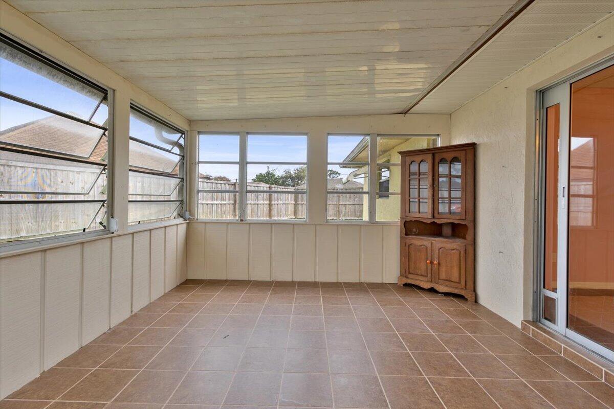 PORT ST LUCIE SECTION 3 - Residential