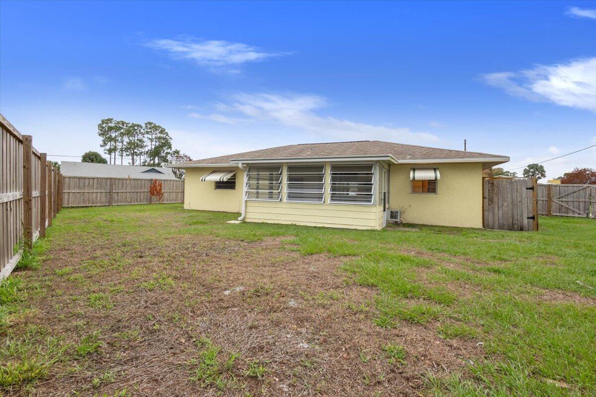 PORT ST LUCIE SECTION 3 - Residential