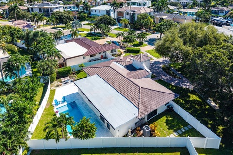 Tiny photo for 2651 NE 49th Street, Lighthouse Point, FL 33064 (MLS # B26083279)