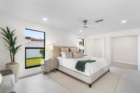 Tiny photo for 2651 NE 49th Street, Lighthouse Point, FL 33064 (MLS # B26083279)