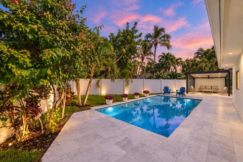 Tiny photo for 2651 NE 49th Street, Lighthouse Point, FL 33064 (MLS # B26083279)