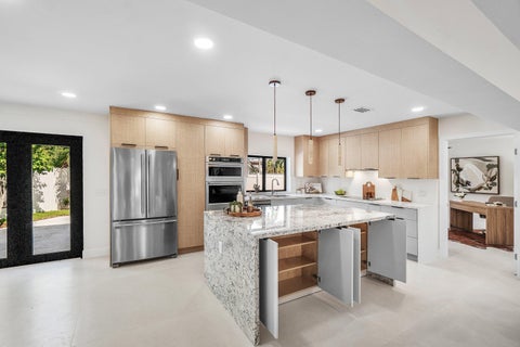Tiny photo for 2651 NE 49th Street, Lighthouse Point, FL 33064 (MLS # B26083279)