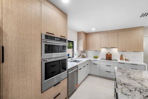 Tiny photo for 2651 NE 49th Street, Lighthouse Point, FL 33064 (MLS # B26083279)