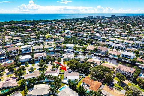 Tiny photo for 2651 NE 49th Street, Lighthouse Point, FL 33064 (MLS # B26083279)