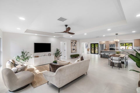 Tiny photo for 2651 NE 49th Street, Lighthouse Point, FL 33064 (MLS # B26083279)
