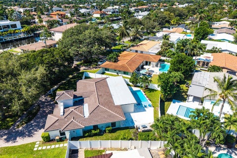Tiny photo for 2651 NE 49th Street, Lighthouse Point, FL 33064 (MLS # B26083279)