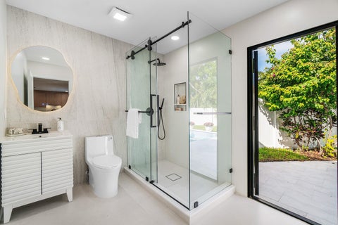 Tiny photo for 2651 NE 49th Street, Lighthouse Point, FL 33064 (MLS # B26083279)
