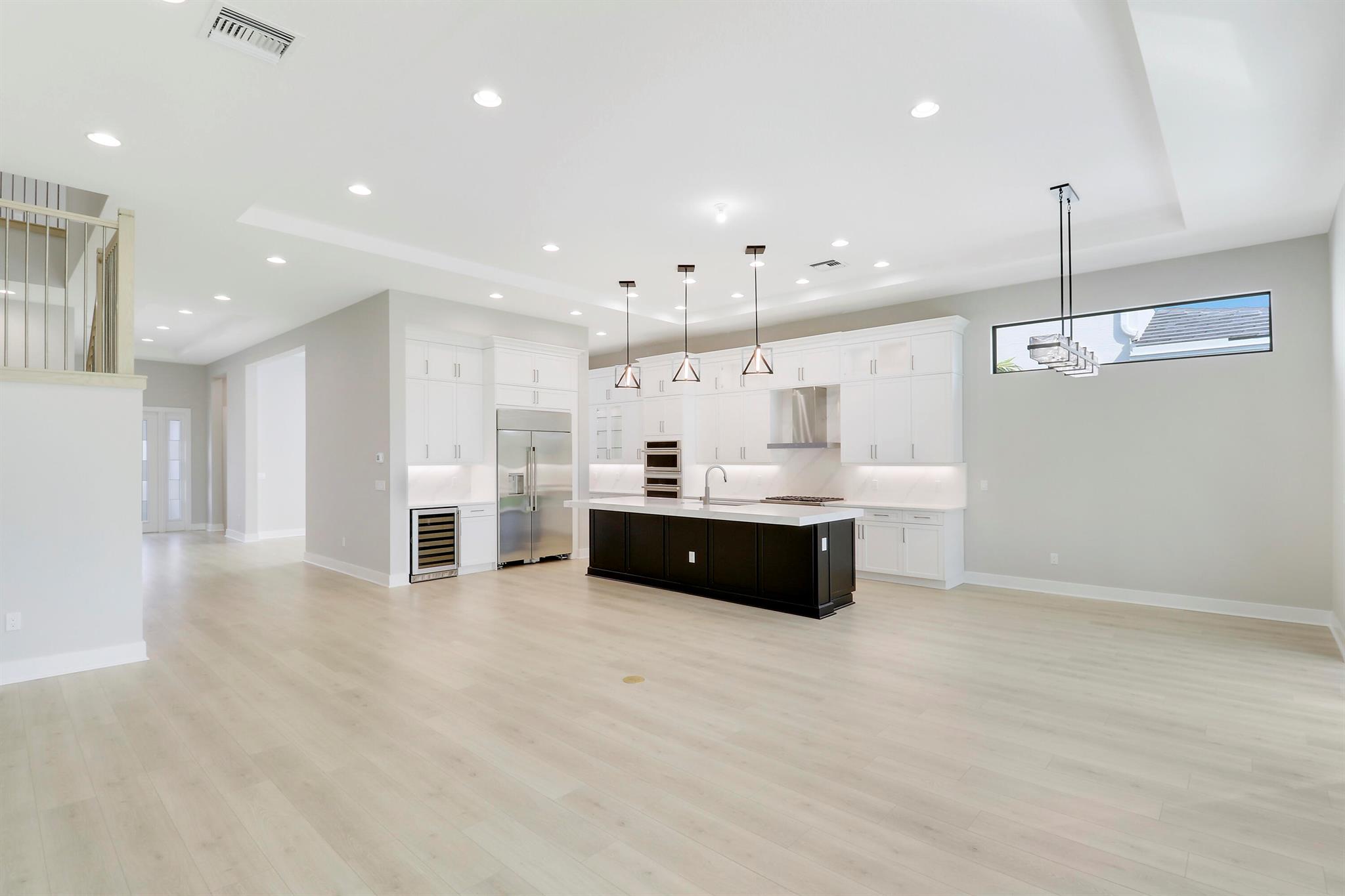 13242 Artisan Circle