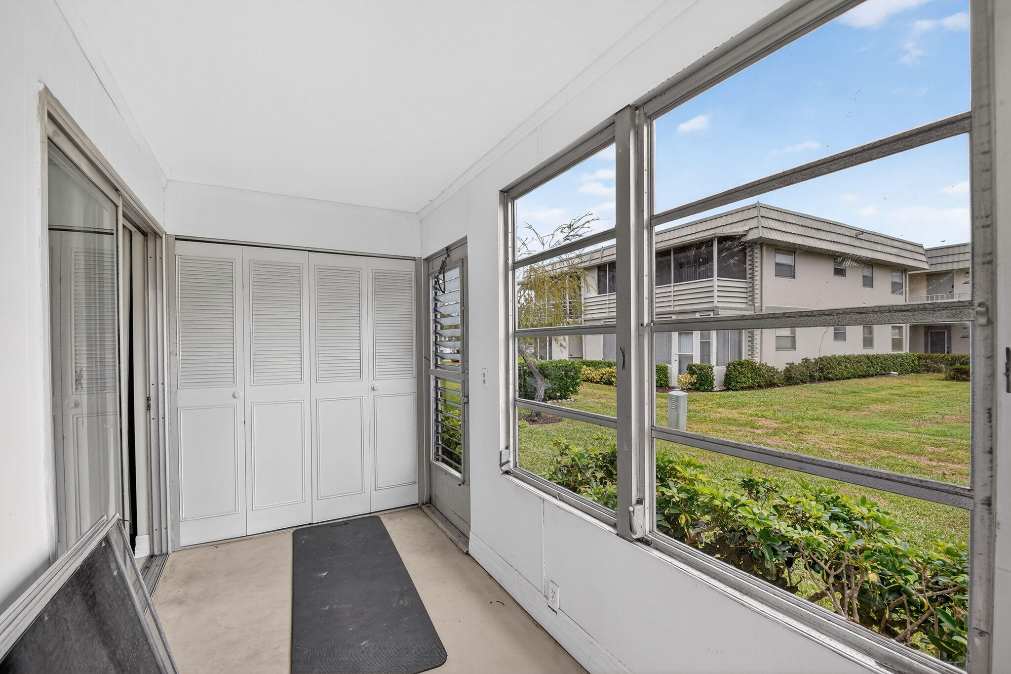 KINGS POINT MONACO CONDOS - Residential