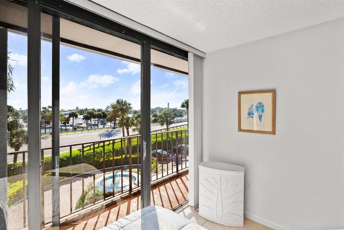 Ocean Villas - Residential