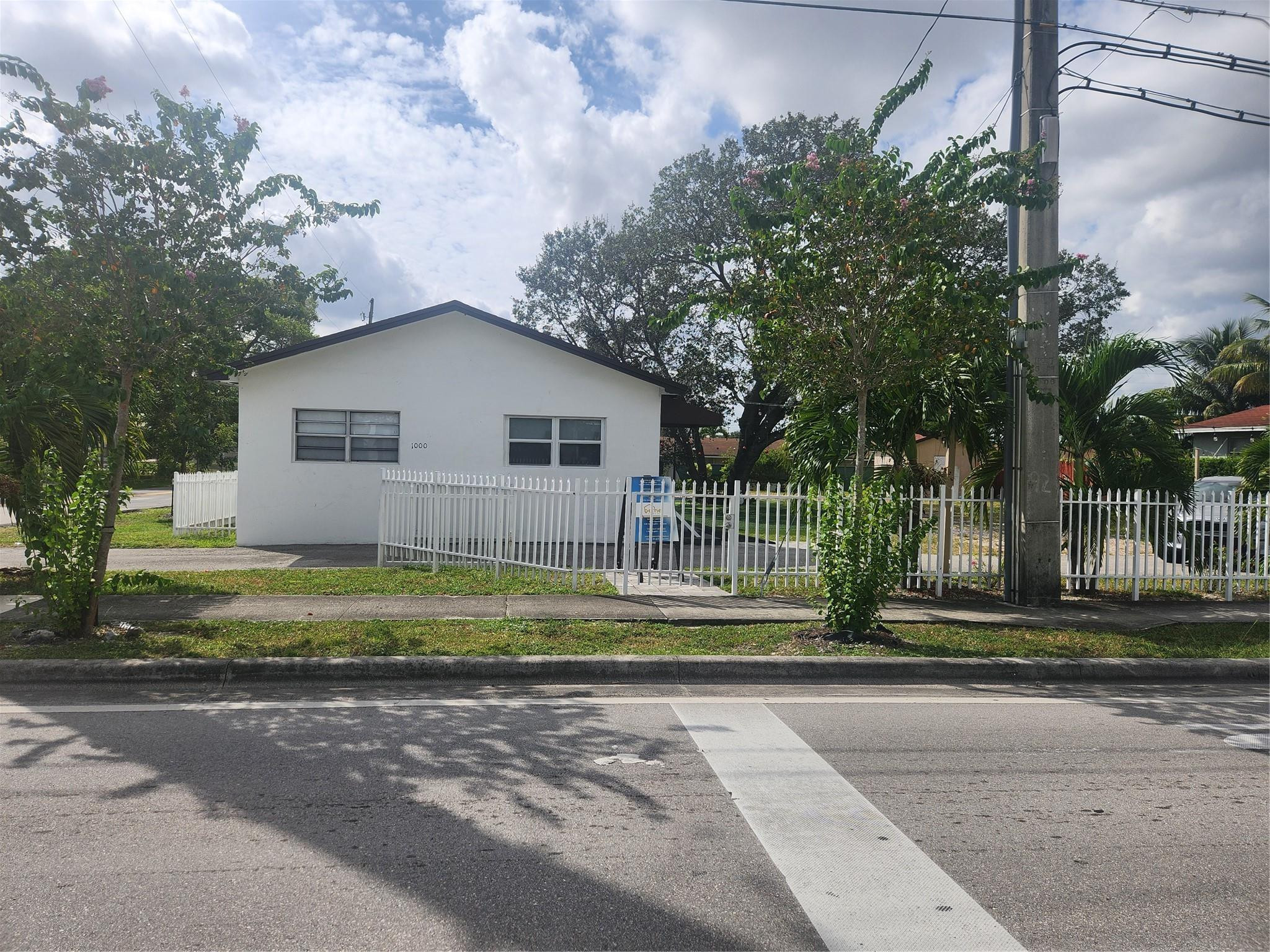1000 Foster Road