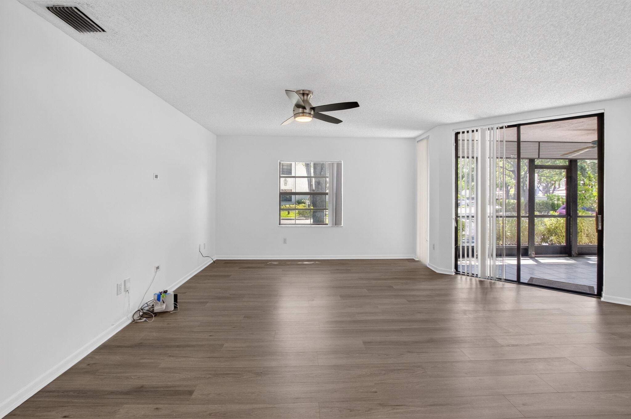 PLATINA / BELLAVISTA VILLAGE - Residential