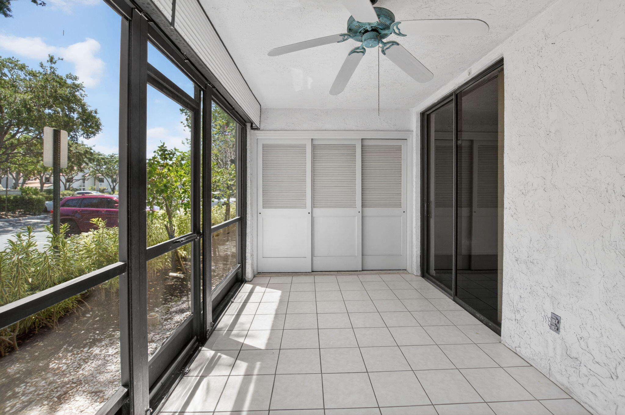 PLATINA / BELLAVISTA VILLAGE - Residential