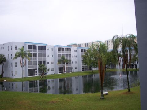 Condominium in Dania Beach FL 600 2nd St St 20.jpg