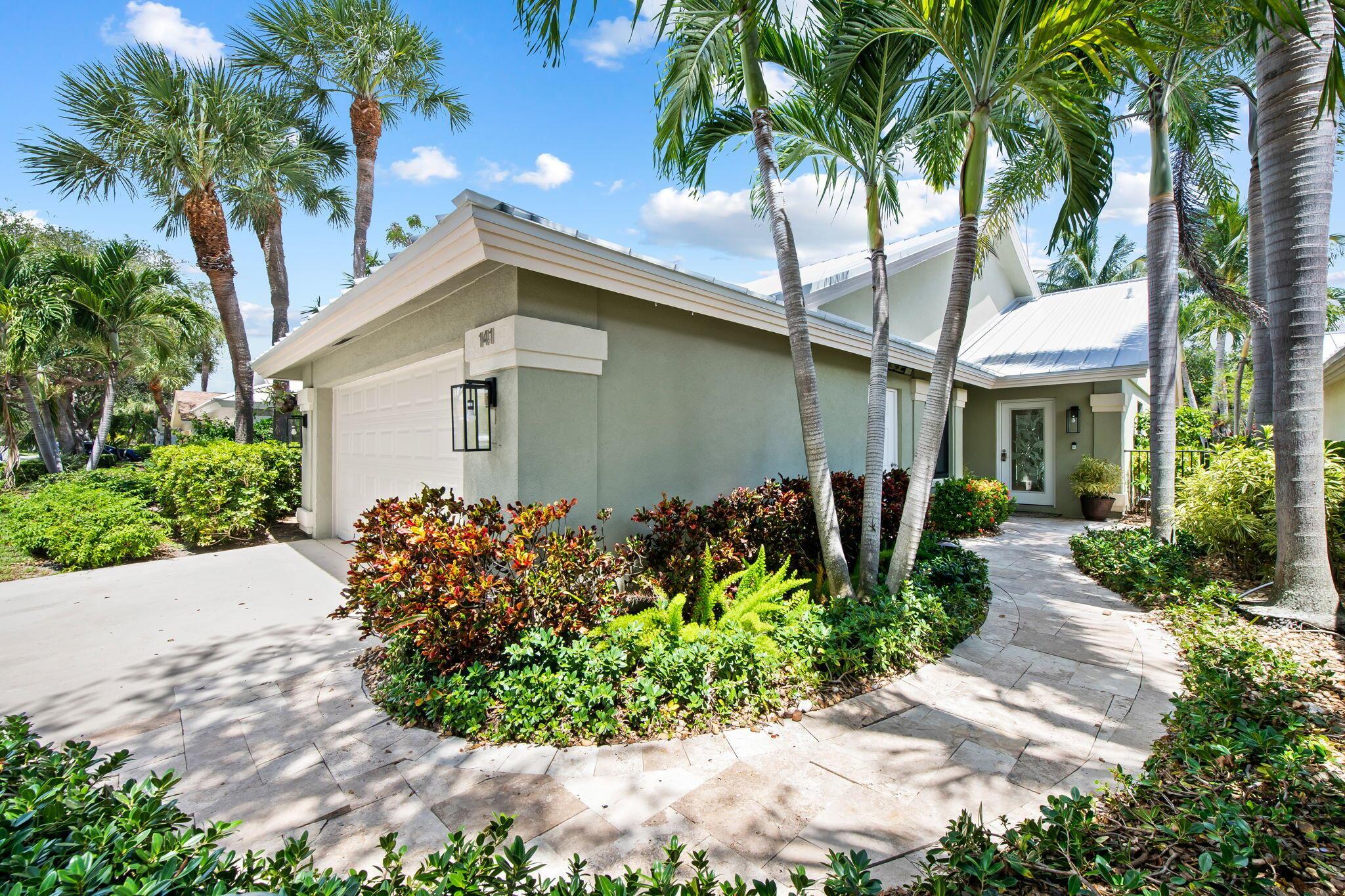141 Sand Pine Drive