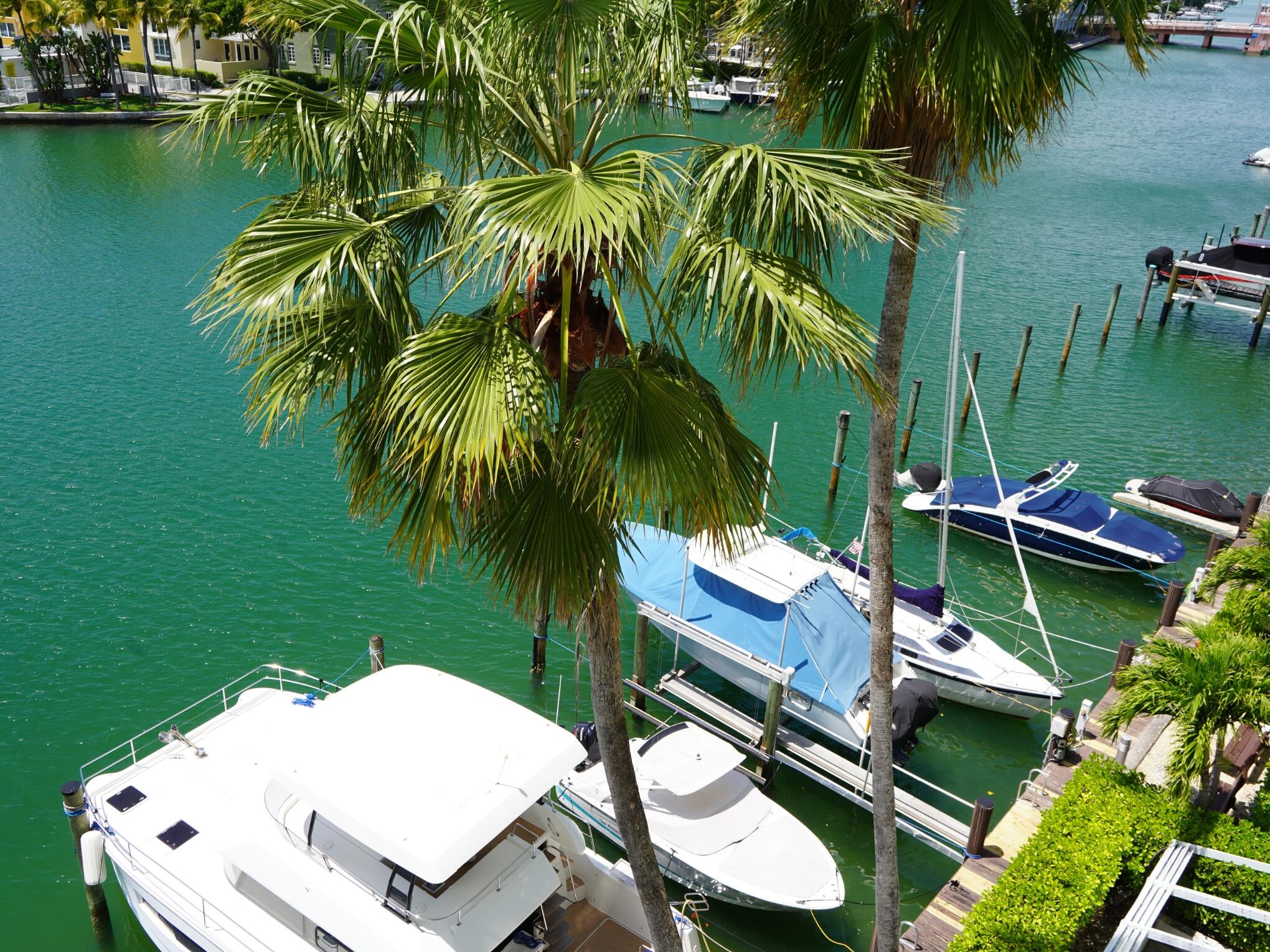 THE GRANDVIEW CONDO - Residential