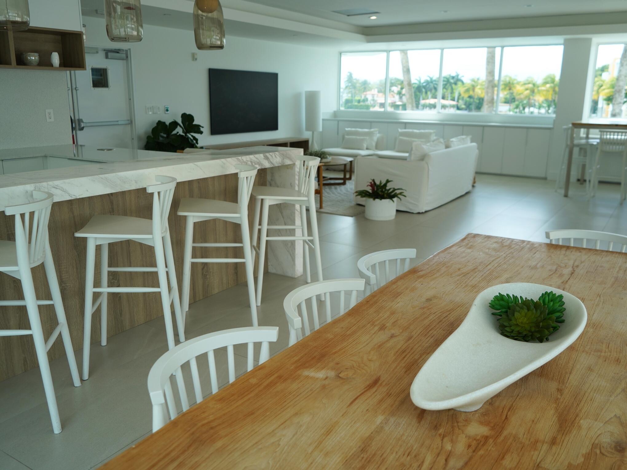 THE GRANDVIEW CONDO - Residential