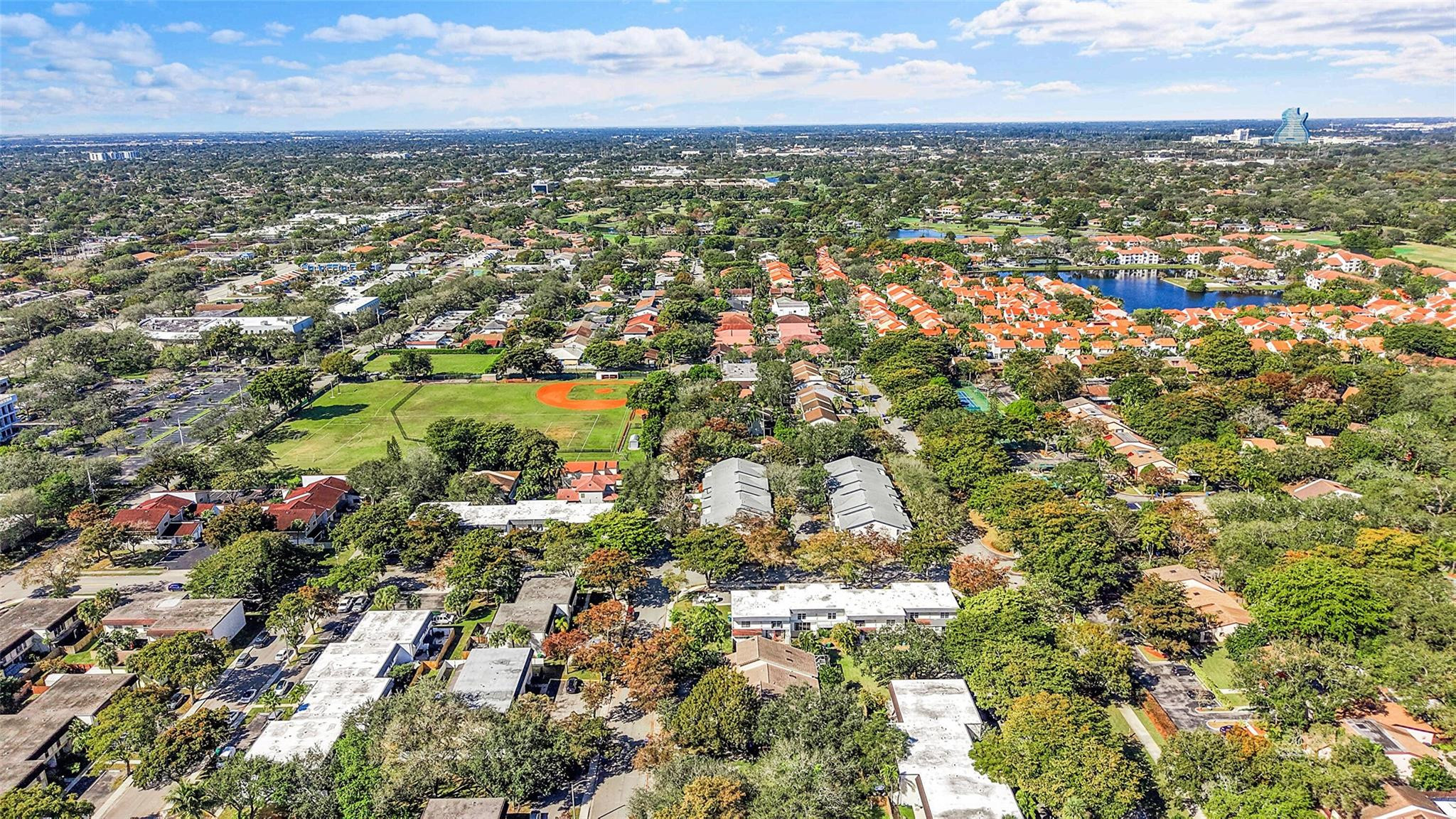 Hollywood Gardens 6-21 B - Residential