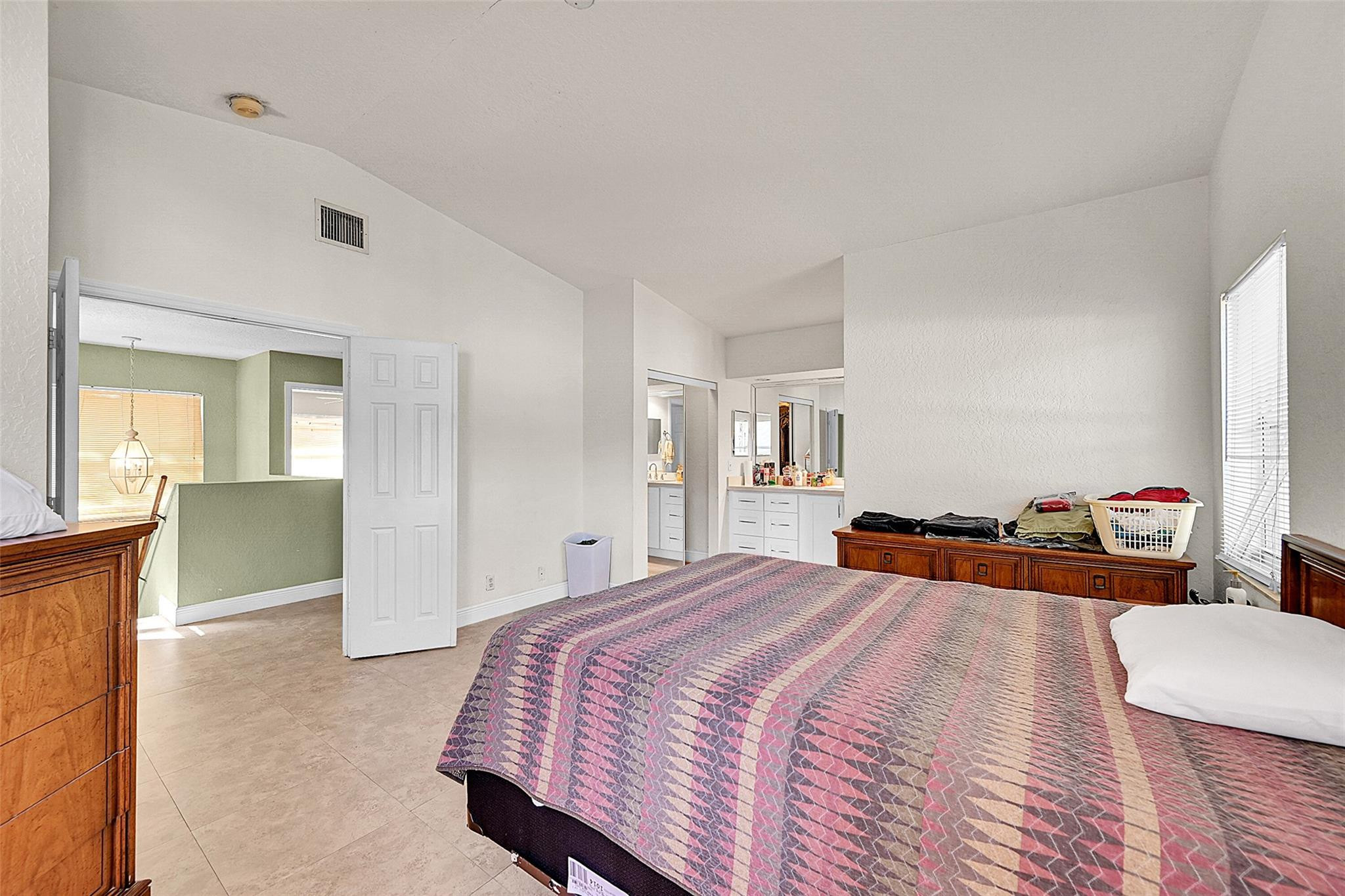 Hollywood Gardens 6-21 B - Residential