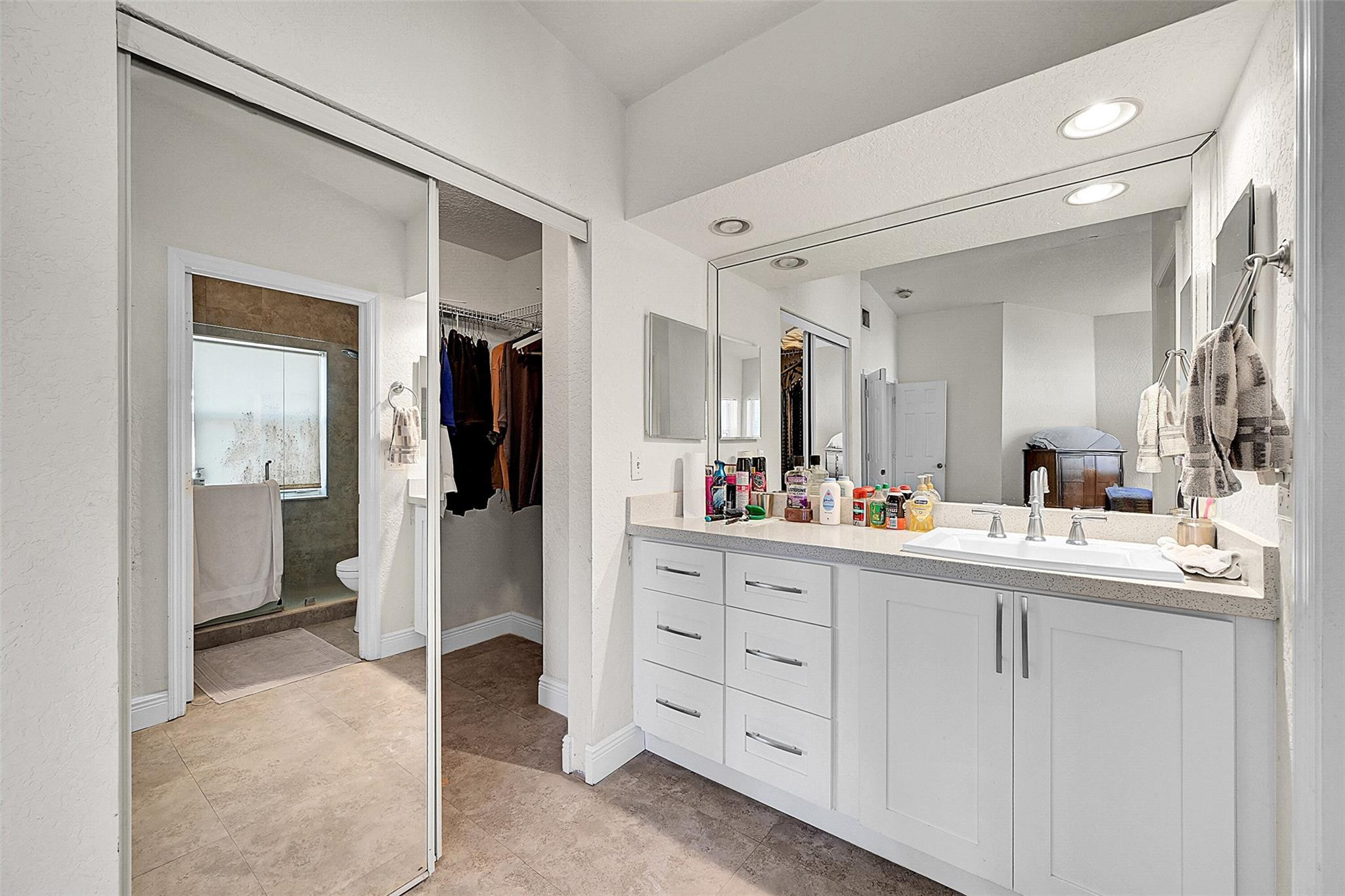 Hollywood Gardens 6-21 B - Residential